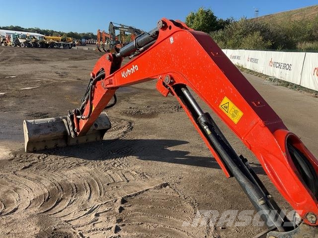 Kubota U27-4 Mini bageri < 7t