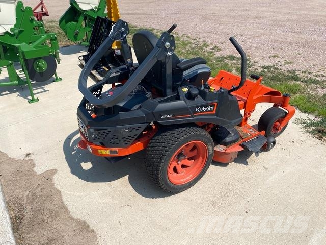 Kubota Z242KW-48 Construction - Autres