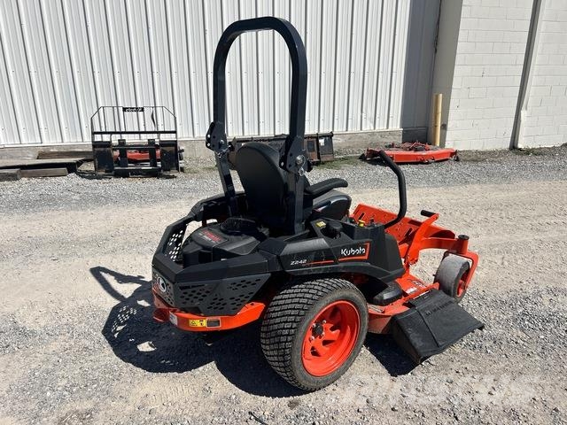 Kubota Z242KW-48 Строительная техника - Другие