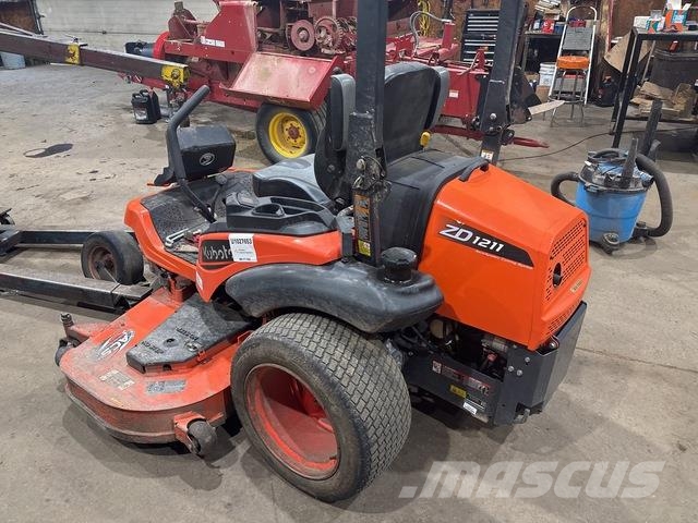 Kubota ZD1211L-3-72 Entreprenad - Övrigt