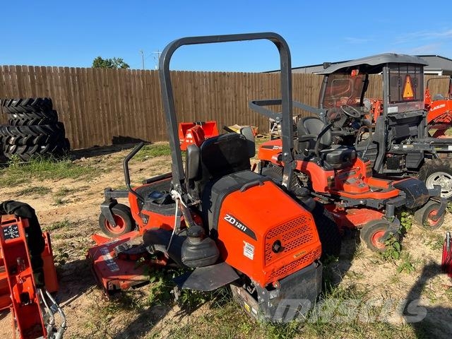 Kubota ZD1211RL-3-72R 其他