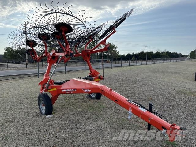 Kuhn SR110 GII Okretači i sakupljači sena