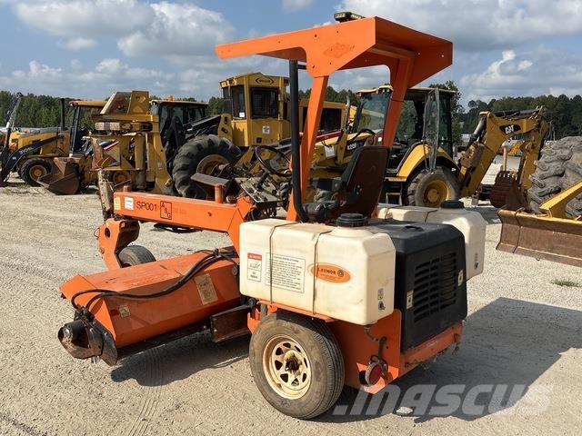 Lay-Mor SM300 İç mekan süpürme makineleri