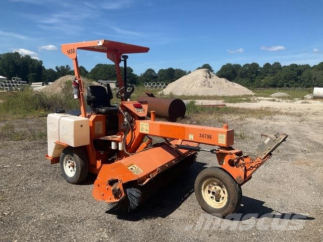 Lay-Mor SM300 Innenraumkehrmaschinen