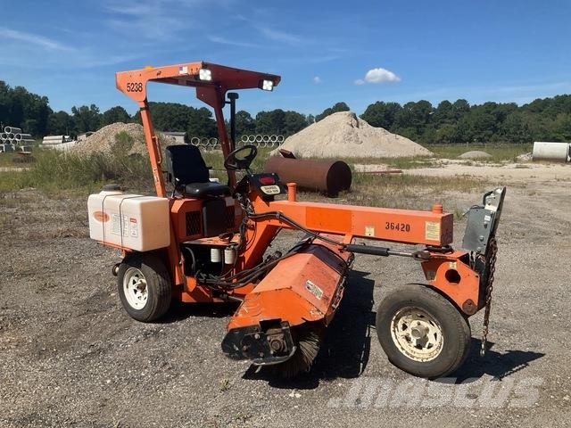 Lay-Mor SM300 Innenraumkehrmaschinen