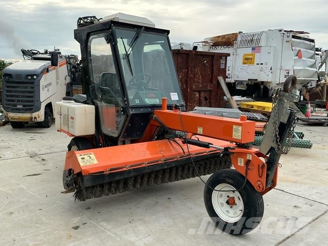 Lay-Mor SM300 室內掃倉機