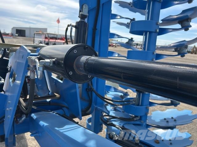 Lemken Heliodor 9 Compact Disc harrows