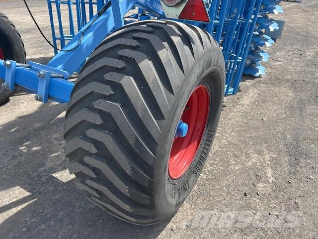 Lemken Heliodor 9 Compact Disc harrows