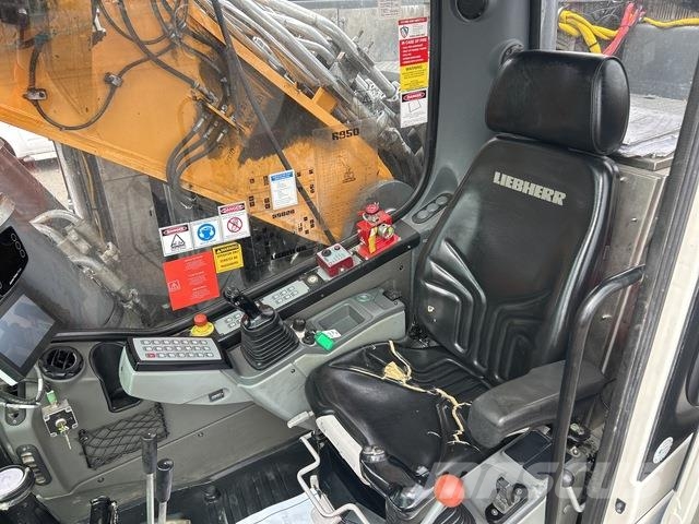 Liebherr 950T Vikšriniai ekskavatoriai