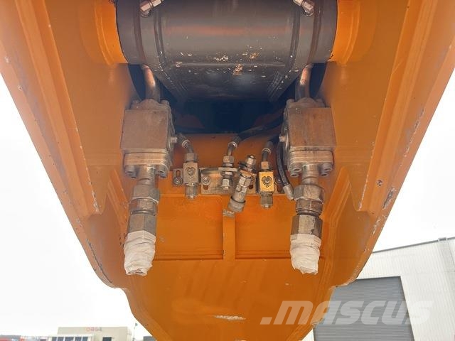 Liebherr 950T Vikšriniai ekskavatoriai
