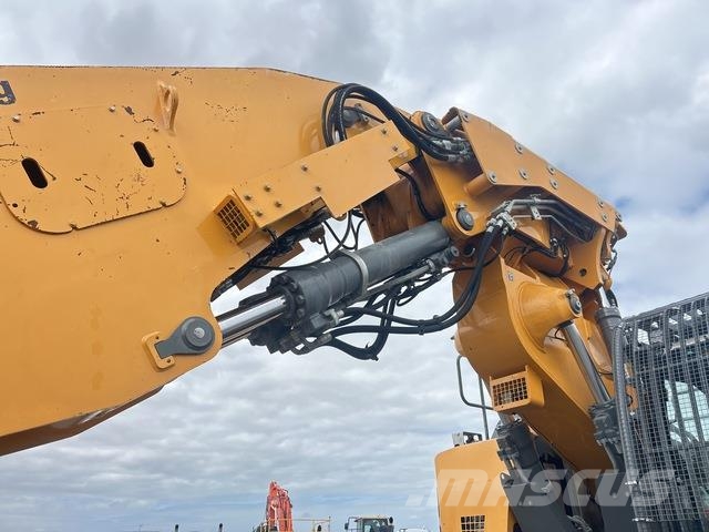 Liebherr 950T Vikšriniai ekskavatoriai
