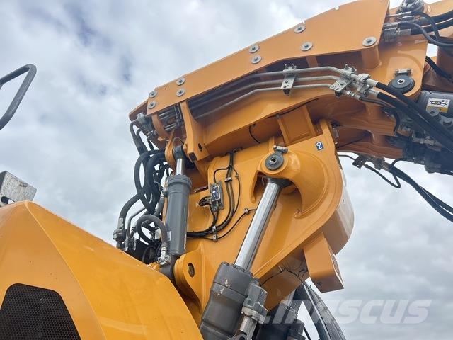 Liebherr 950T Vikšriniai ekskavatoriai