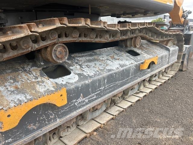 Liebherr 950T Vikšriniai ekskavatoriai