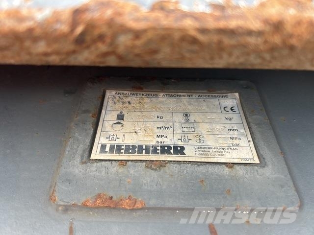 Liebherr 950T Vikšriniai ekskavatoriai