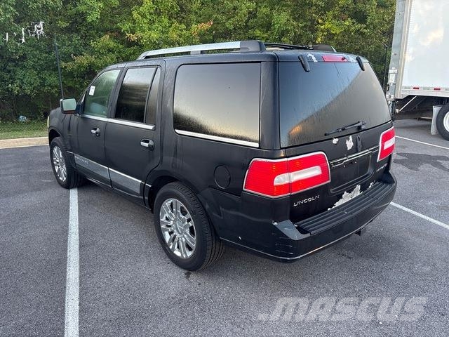 Lincoln Navigator Automobili