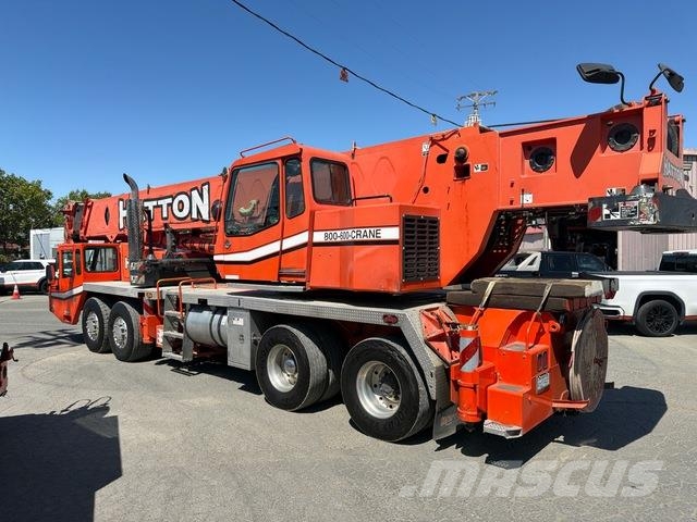 Link-Belt HTC8675 Tracked cranes