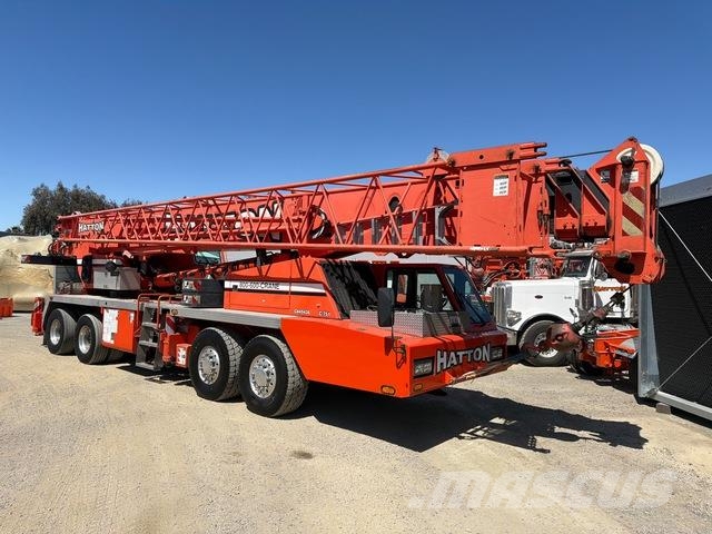 Link-Belt HTC8675 Tracked cranes