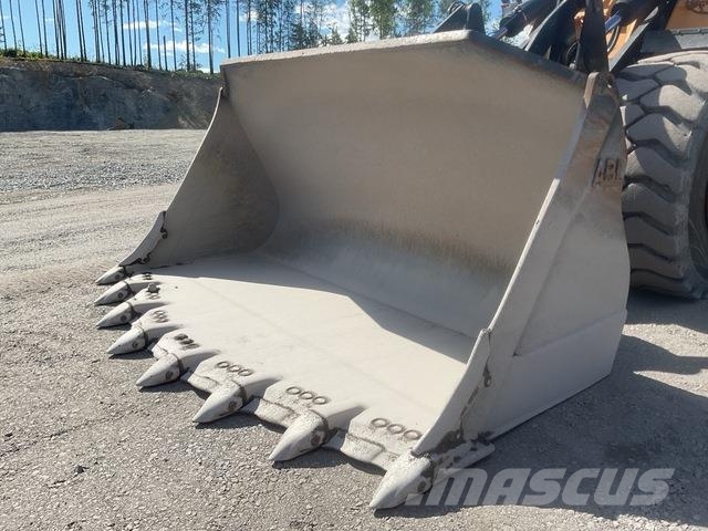 Ljungby L30 Chargeuse sur pneus
