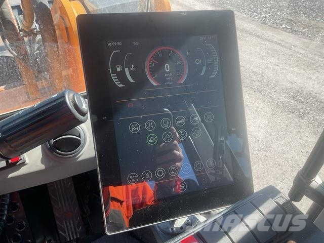 Ljungby L30 Chargeuse sur pneus