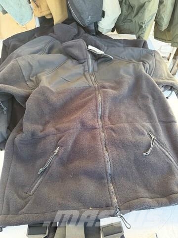  Lot of 59 Outerwear- Jackets (10) Polar Fleece Top Muu