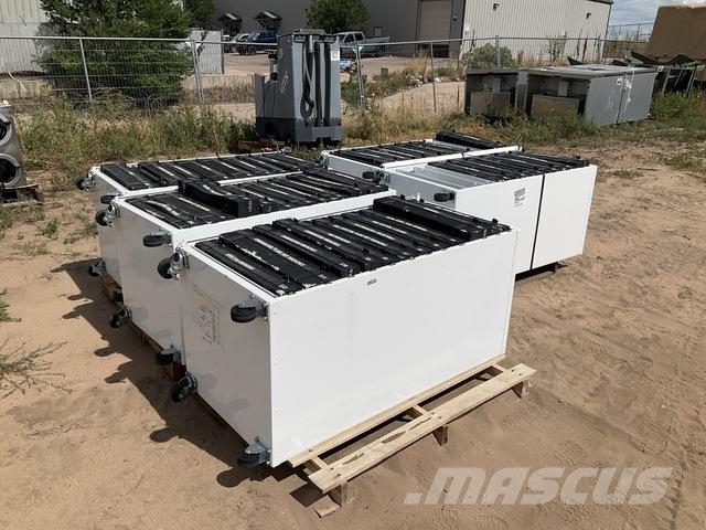 Lot of Kippertool Tool Boxes Sonstige Baumaschinen