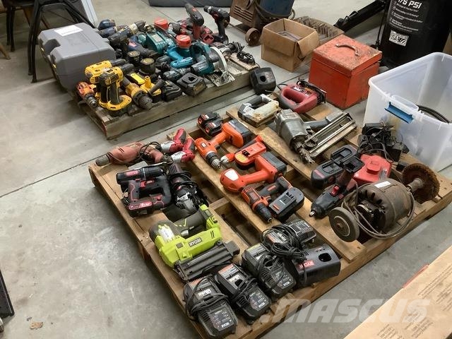 Lot of Power Tools Boxes & Storage Bins 건설 장비 - 기타