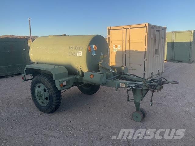  M149A2 Water Tank Trailer Низькорамні причепи