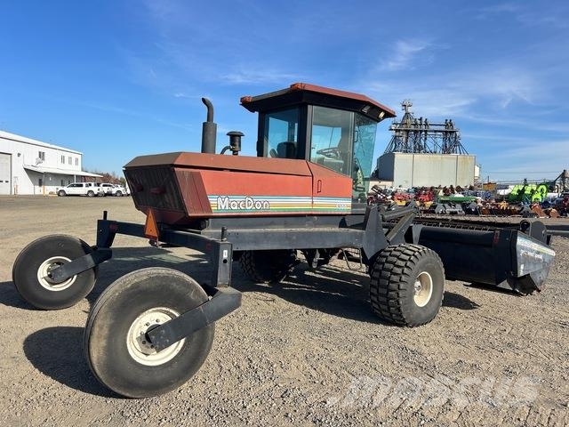 MacDon 9300 Windrowers