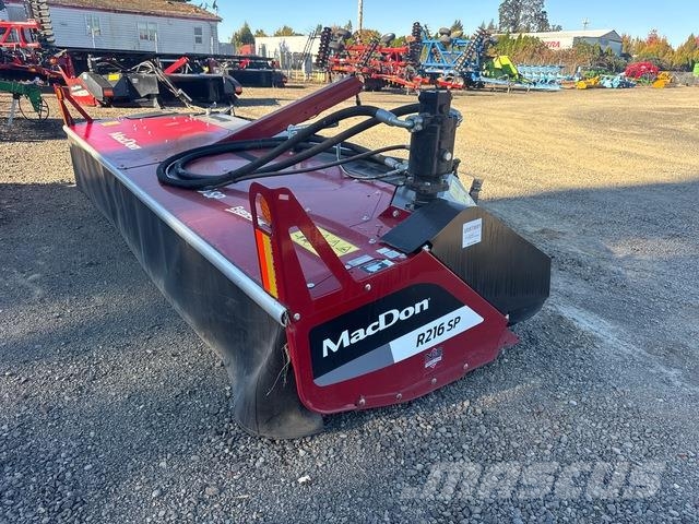 MacDon R216 SP Būvniecība- Citi