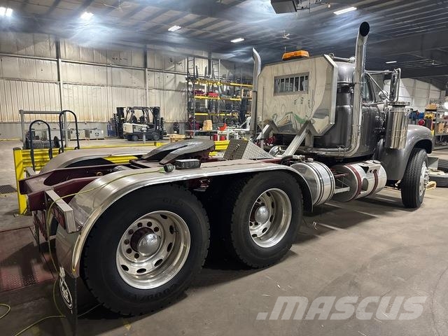 Mack Tractor Units