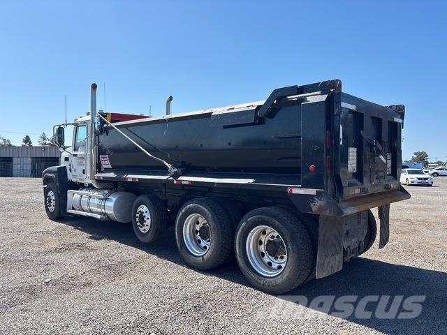 Mack CHU613 Tipper trucks