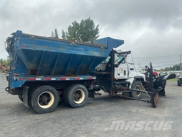 Mack CL713 Chasse neige