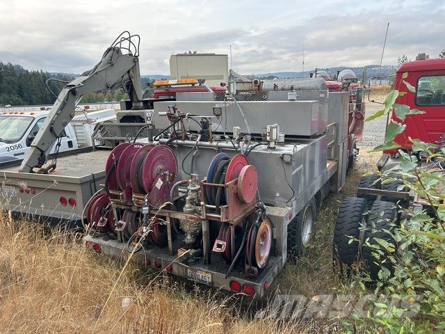 Mack CS200 Грузовики-цистерны