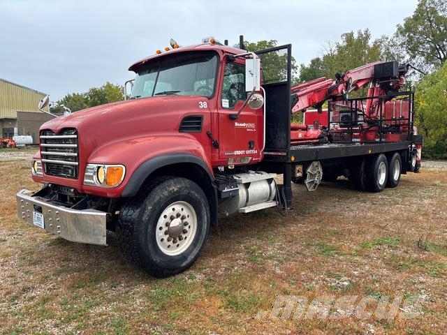 Mack CV713 Outros caminhões