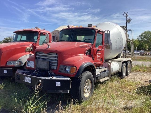 Mack CV713 その他トラック