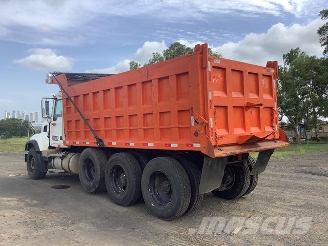 Mack CV713 Kipper