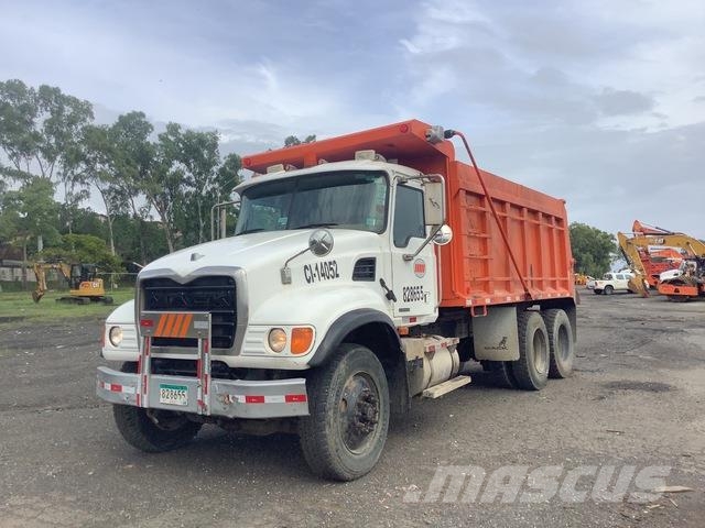 Mack CV713 Bañeras basculantes usadas