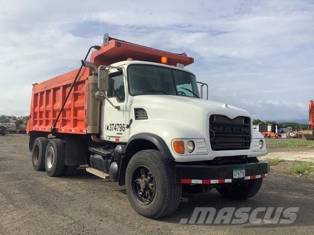 Mack CV713 Kipper