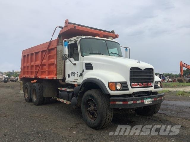 Mack CV713 Kipper