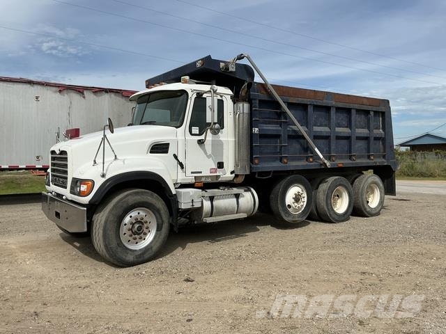 Mack CV713 Granite شاحنات قلابة