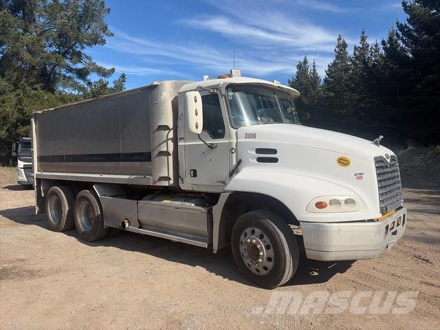 Mack CX688RS Vision Tipper trucks