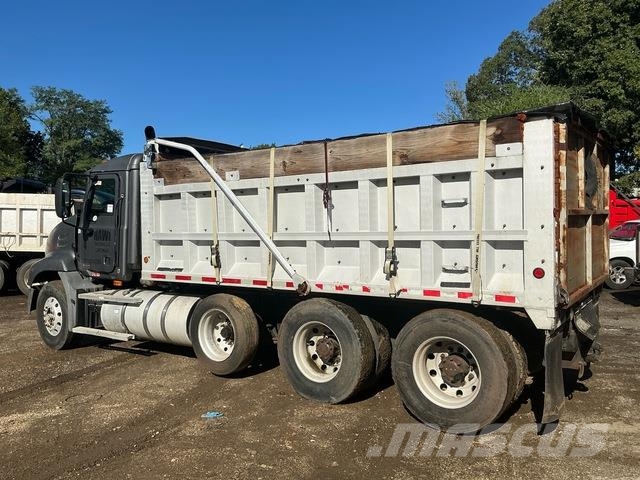 Mack CXN613 Tipper trucks