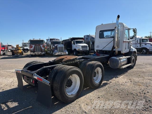 Mack CXN613 Vilcēji