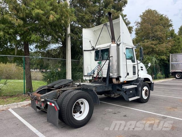 Mack CXU612 Sattelzugmaschinen