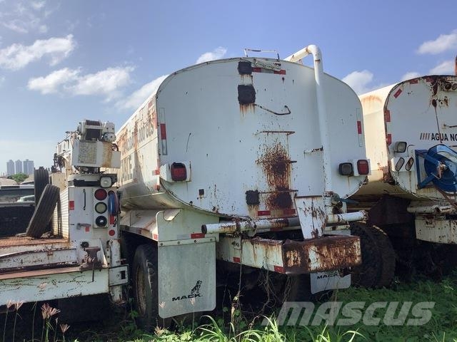 Mack DM690S Cisterne