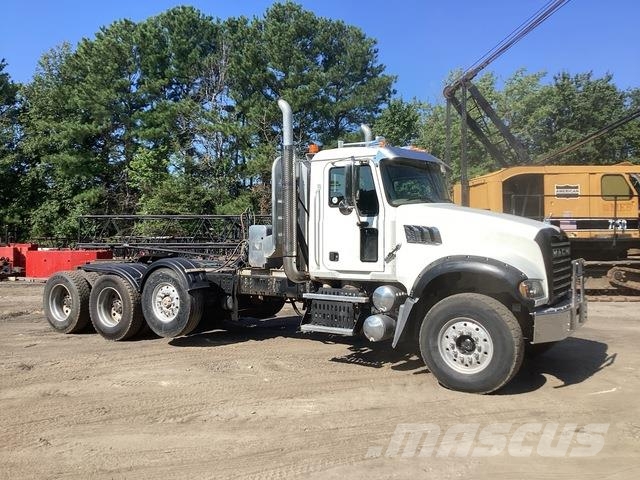 Mack Granite Vilcēji