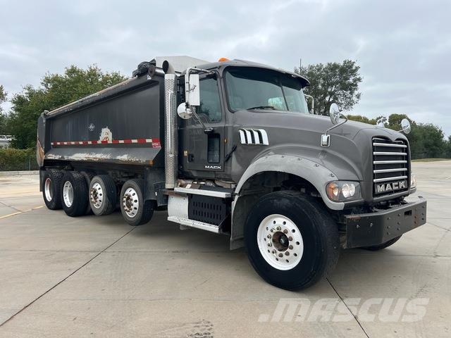 Mack Granite GU713 Pašizgāzējs