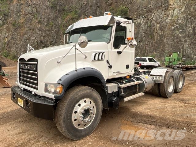 Mack GU713 Tractor Units
