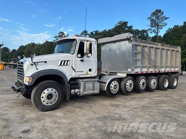 Mack GU713 Sora- ja kippiautot