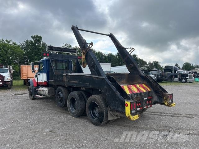 Mack GU713 Hakowce
